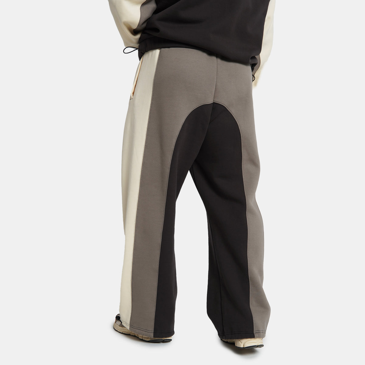 FLEX SWEATPANTS
